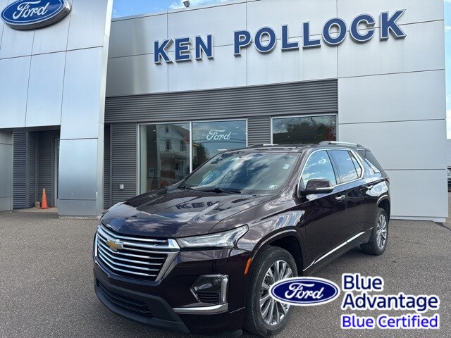 2022 Chevrolet Traverse Premier photo 2