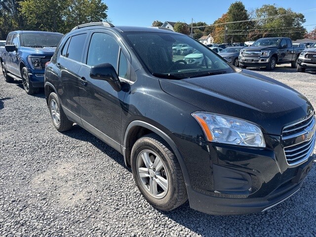 2016 Chevrolet Trax LT photo 3