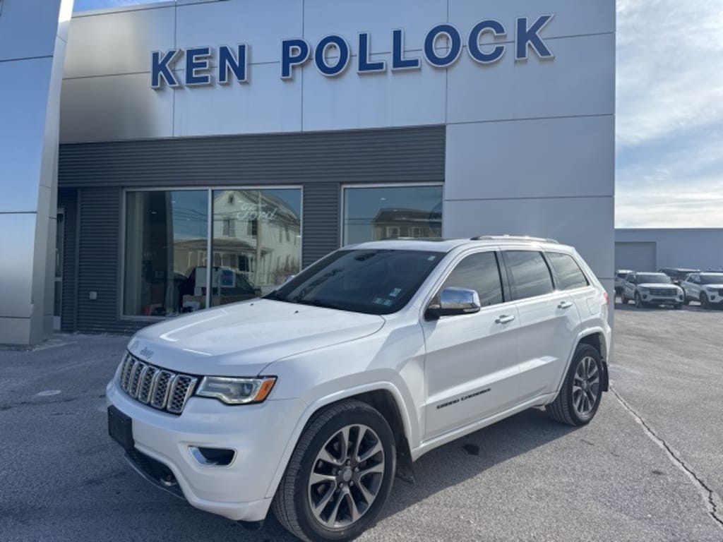 Used 2017 Jeep Grand Cherokee Overland SUV