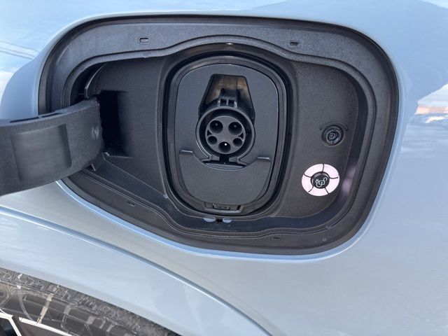 2025 Ford Mustang Mach-E Premium - Photo 14