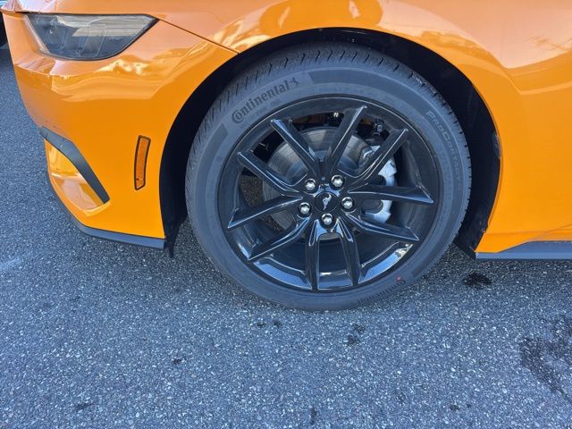 2026 Ford Mustang EcoBoost Fastback - Photo 10