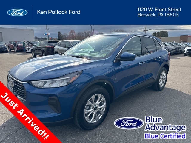 2023 Ford Escape Active's photo