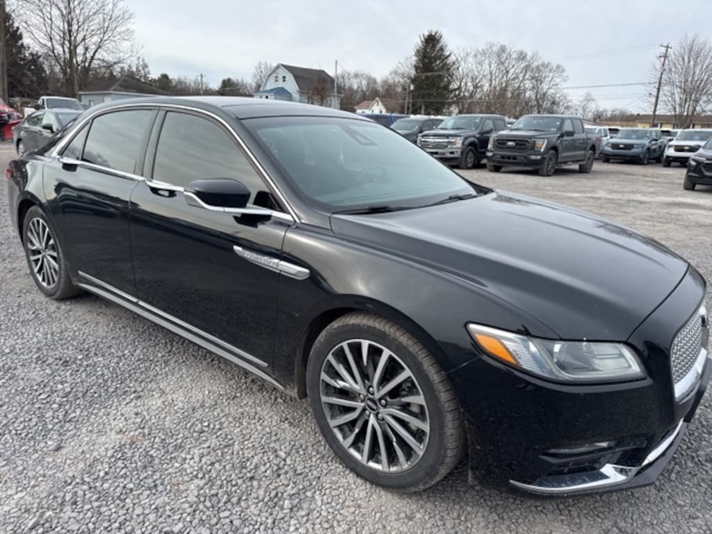 Used 2017 Lincoln Continental Select Sedan