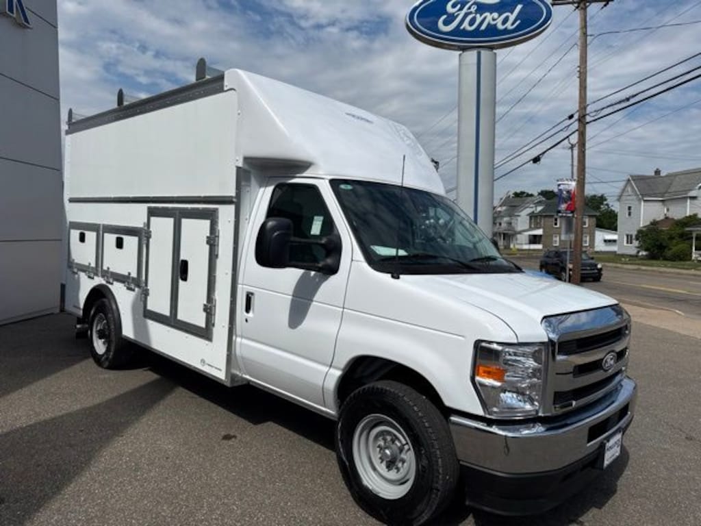 New 2026 Ford E-350SD Base Cab/Chassis