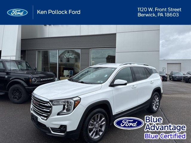 2023 GMC Terrain SLT's photo