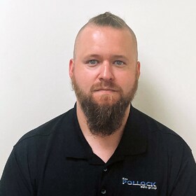 Staff member Robert Blake from ID_34902dadf875