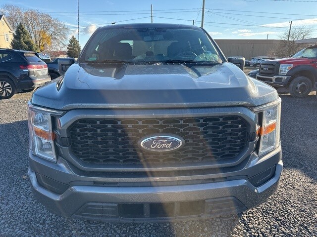 2022 Ford F-150 XL photo 3