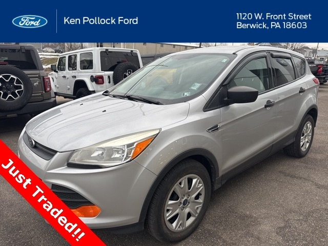 2014 Ford Escape S's photo