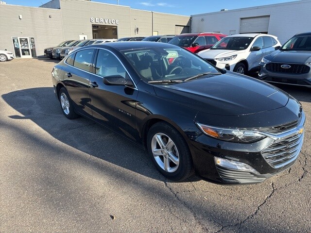 2024 Chevrolet Malibu 1LT photo 4