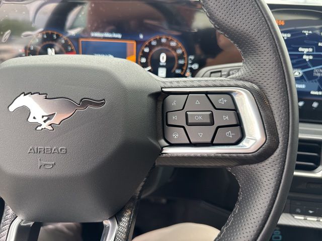 2025 Ford Mustang GT Premium Convertible - Photo 23