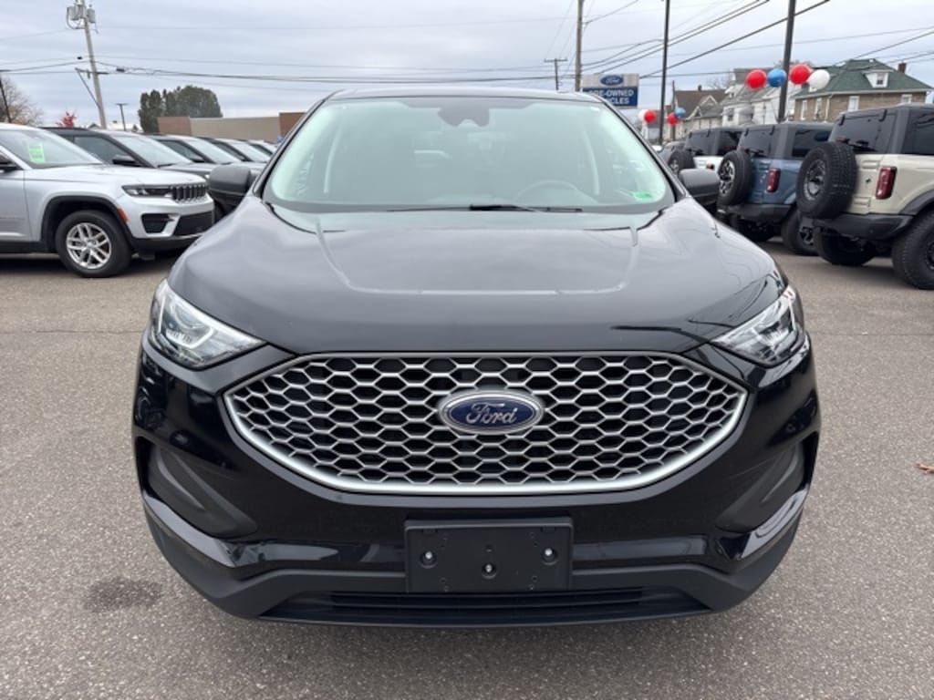 Certified 2024 Ford Edge SE SUV