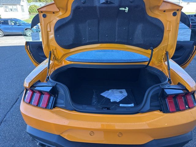 2026 Ford Mustang EcoBoost Fastback - Photo 34