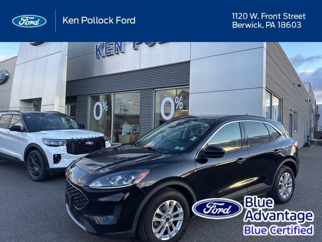 2022 Ford Escape SE's photo