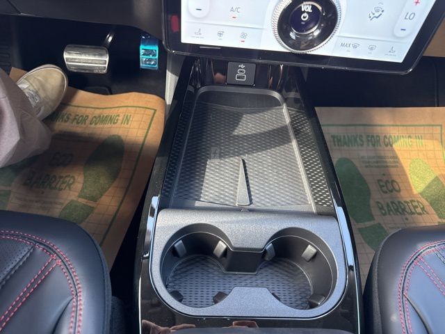 2025 Ford Mustang Mach-E Premium - Photo 23