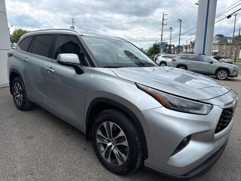 Certified 2024 Toyota Highlander XLE SUV