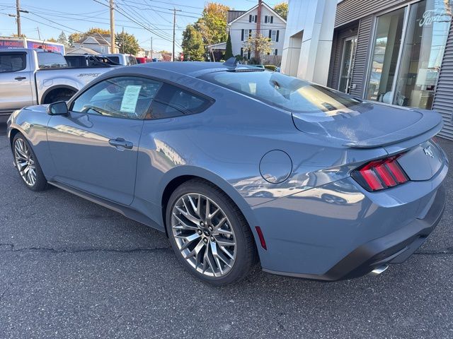 2026 Ford Mustang EcoBoost Premium Fastback - Photo 8