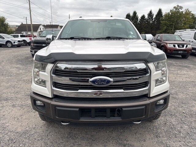 2016 Ford F-150 Lariat photo 3