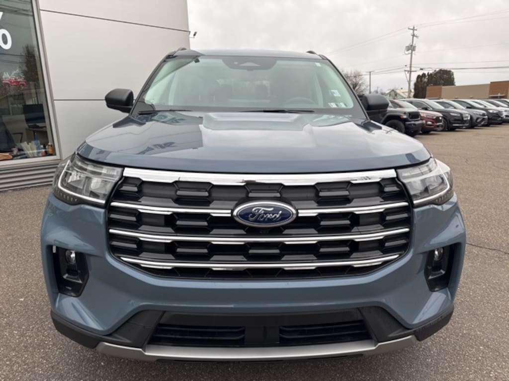 New 2025 Ford Explorer Active SUV