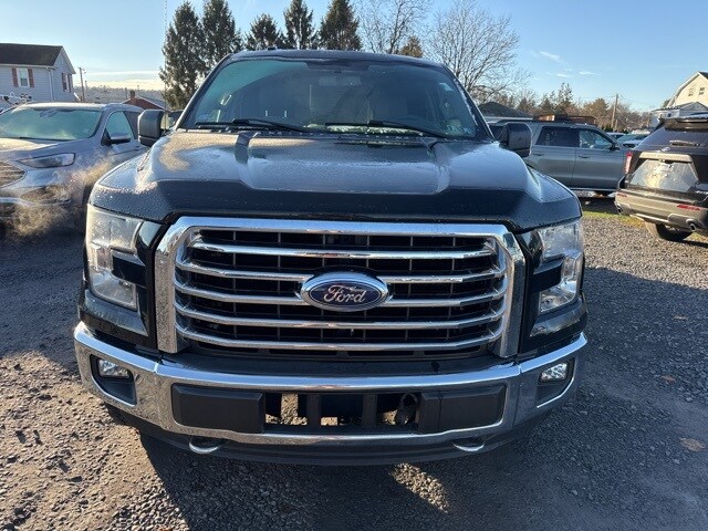 2016 Ford F-150 XLT photo 3