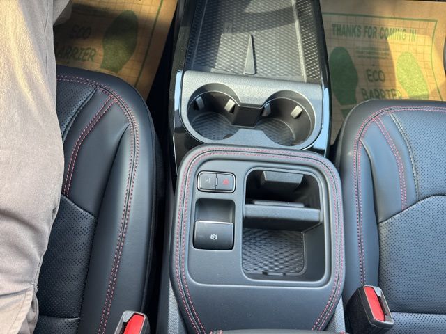 2025 Ford Mustang Mach-E Premium - Photo 24