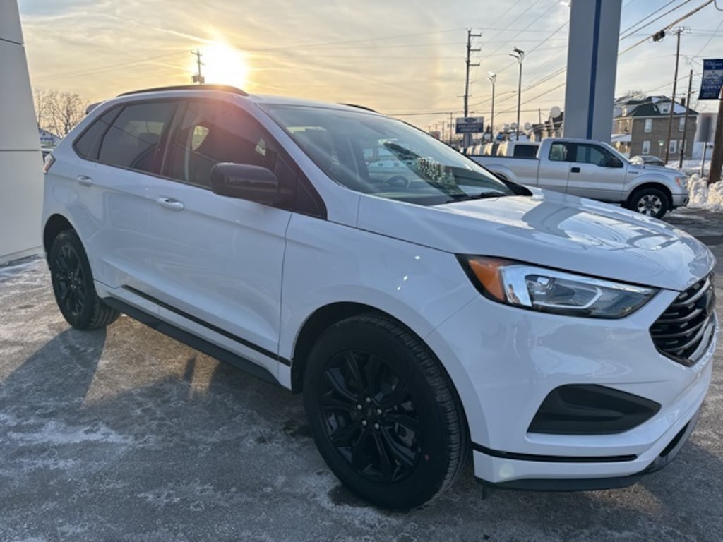 Certified 2024 Ford Edge SE SUV