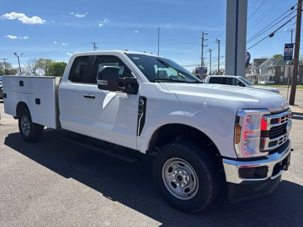 New 2026 Ford F-350SD XL Chrome Package Chassis