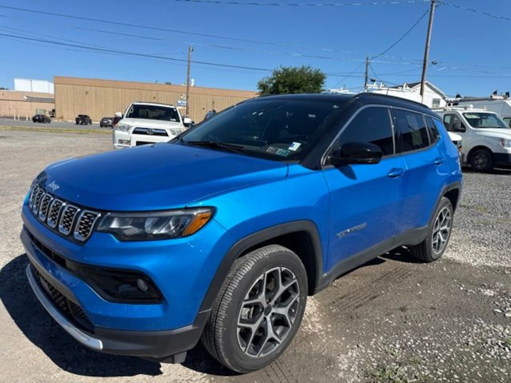 Used 2025 Jeep Compass Limited SUV