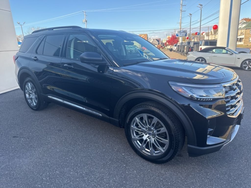 New 2025 Ford Explorer Active SUV