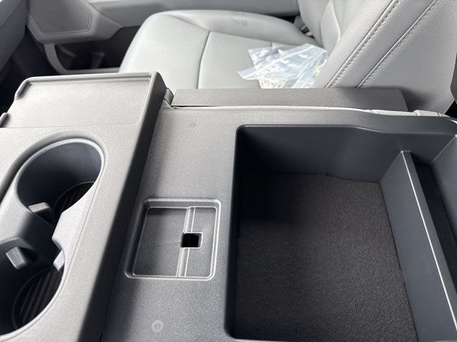 2026 Ford F-250 Super Duty XL - Photo 31