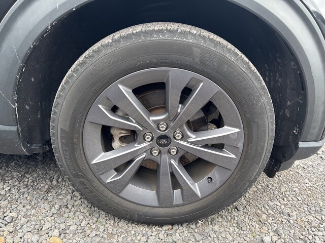 2022 Ford Explorer XLT photo 3