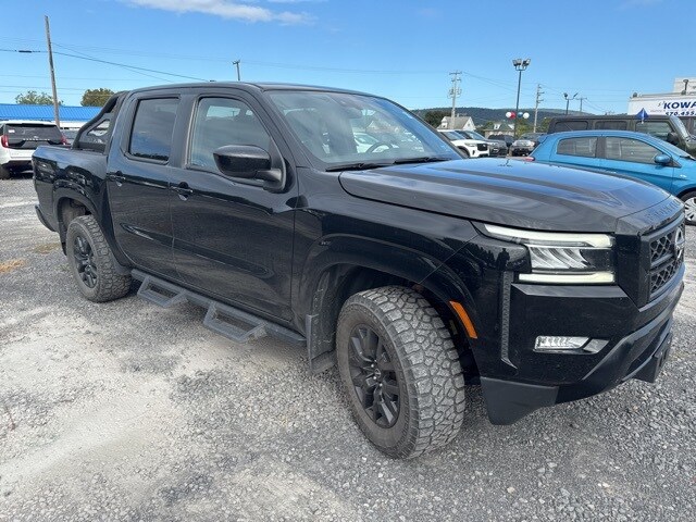 2023 Nissan Frontier SV photo 4