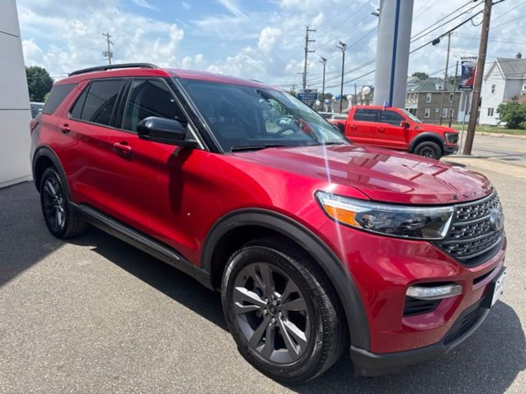 Certified 2024 Ford Explorer XLT SUV