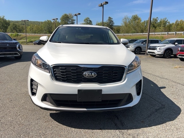 Used 2019 Kia Sorento LX with VIN 5XYPGDA31KG570872 for sale in Carbondale, PA