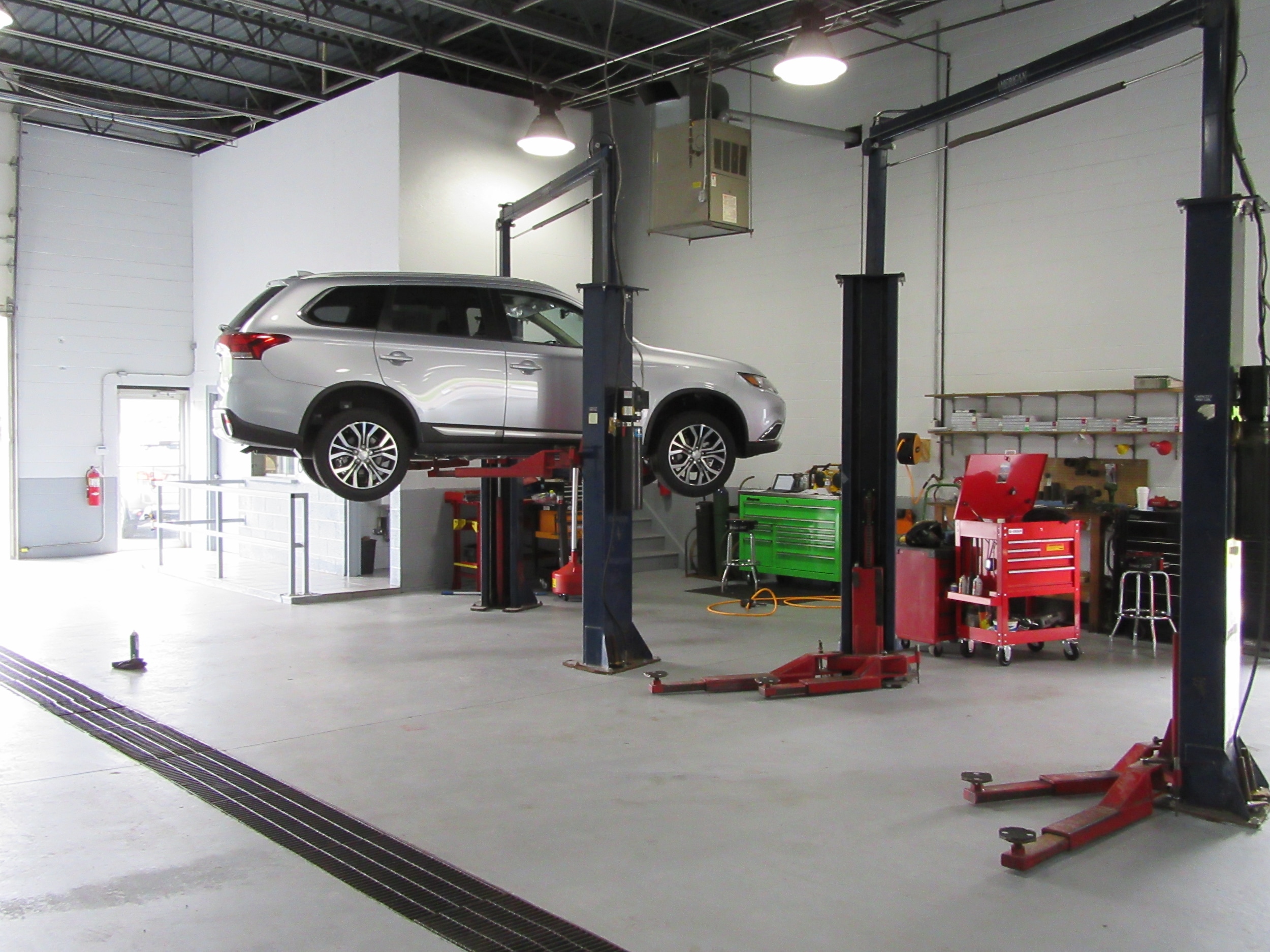 Ken Pollock Mitsubishi Pit Stop Service in Carbondale, PA