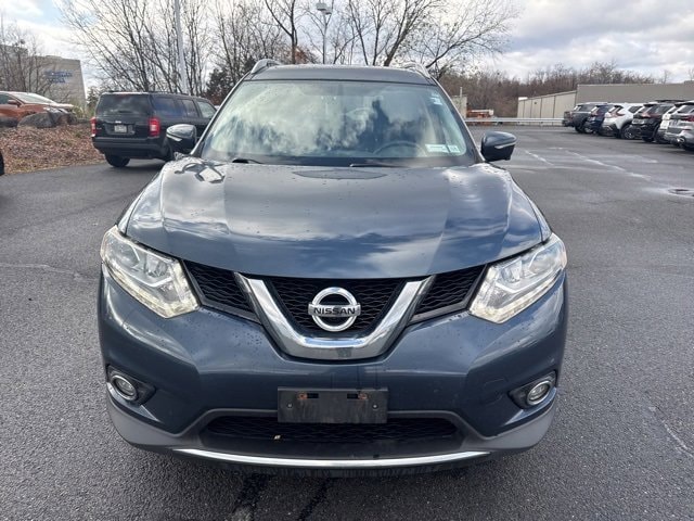 Used 2015 Nissan Rogue SL with VIN 5N1AT2MV2FC870302 for sale in Wilkes-Barre Township, PA