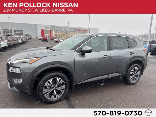 2023 Nissan Rogue SV's photo