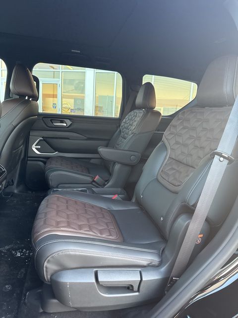 2026 Nissan Armada Platinum Reserve - Photo 14