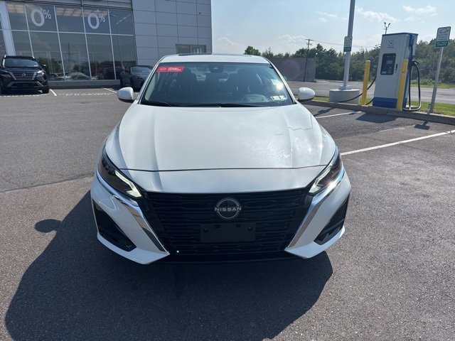 2024 Nissan Altima 2.5 SV photo 2