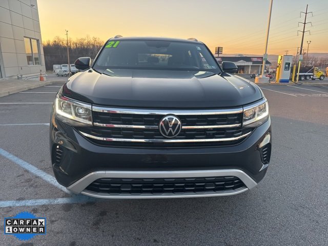 2021 Volkswagen Atlas Cross Sport photo 2