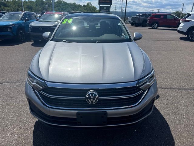 3VW7M7BU8RM069909