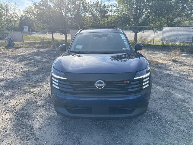 2026 Nissan Kicks SR photo 2