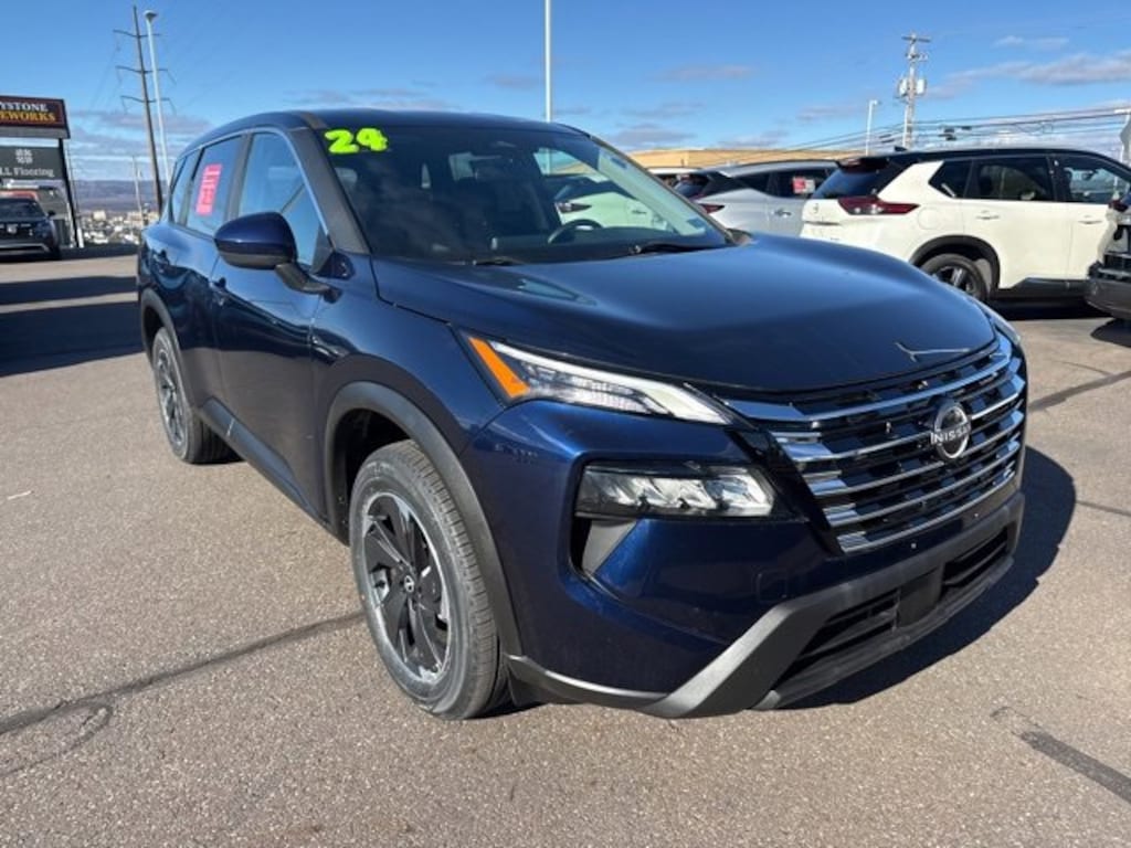 Certified 2024 Nissan Rogue SV AWD SV