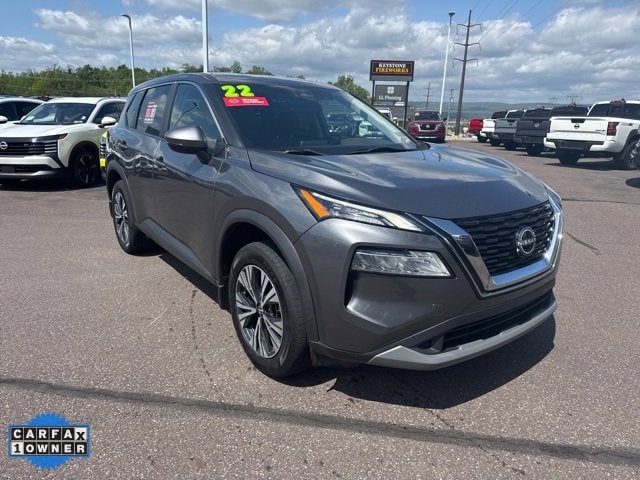 2022 Nissan Rogue SV photo 3