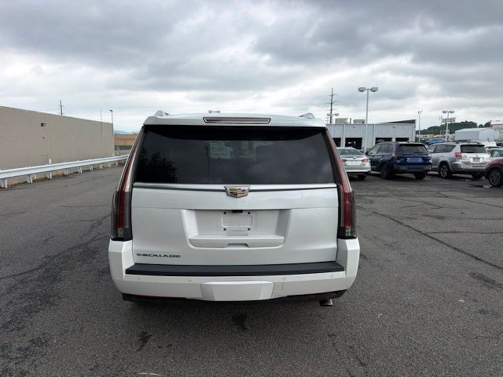 Used 2019 Cadillac Escalade Platinum Edition SUV