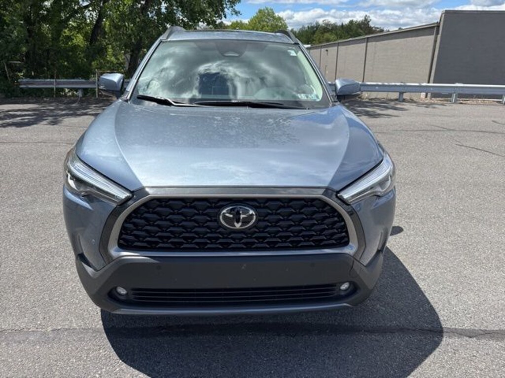 Used 2024 Toyota Corolla Cross XLE SUV
