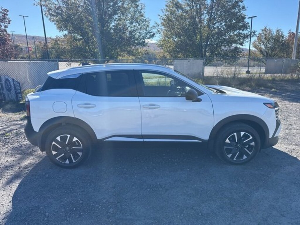 New 2026 Nissan Kicks SV SV AWD