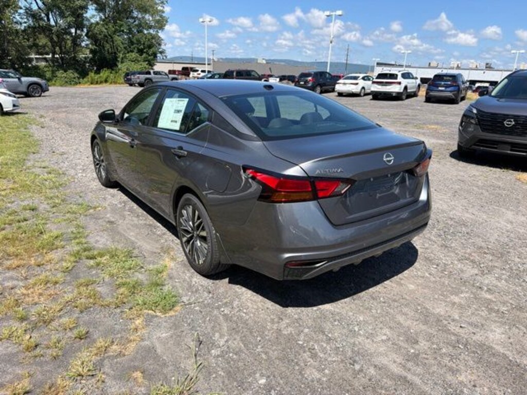 New 2026 Nissan Altima 2.5 SV Sedan