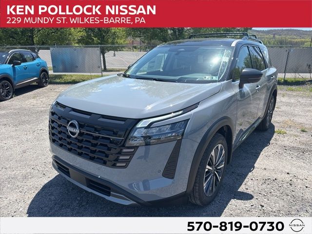 2026 Nissan Pathfinder Platinum 4WD's photo