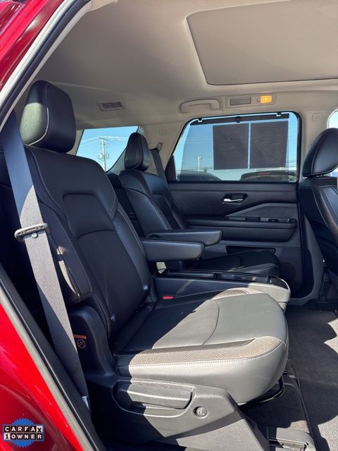 2023 Nissan Pathfinder SL - Photo 19