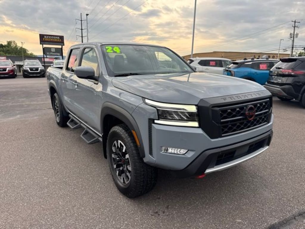Certified 2024 Nissan Frontier PRO-4X Truck